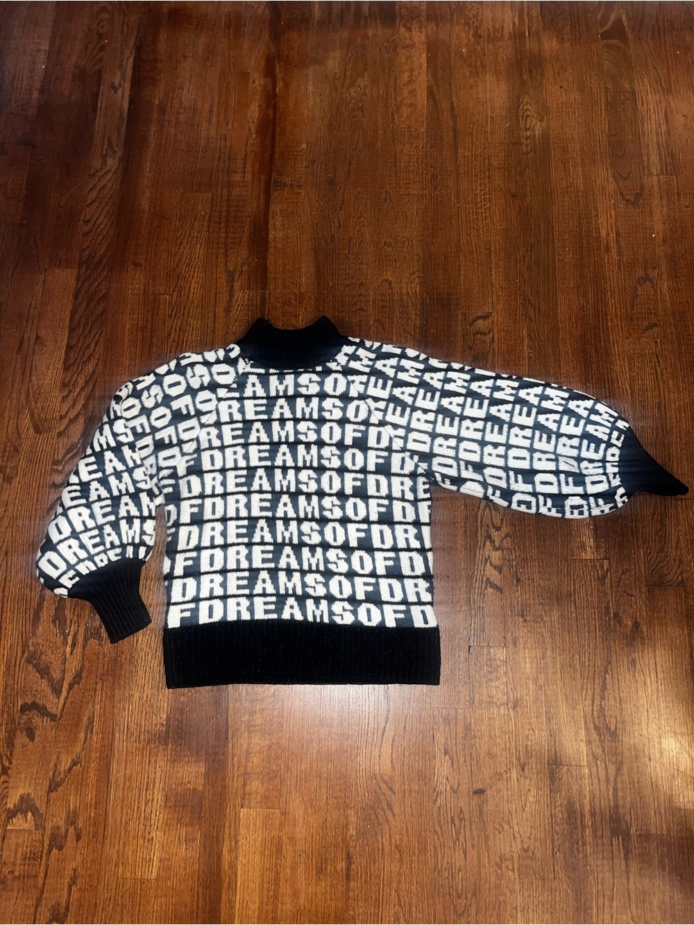 H&M Black & White 'DREAMS OF' Logo Crewneck Sweater